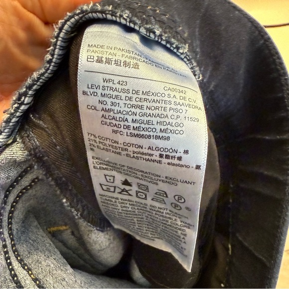 Signature by Levi Strauss Skinny Blue Jeans Modern Fit Pull On (Jeggings) - Picture 8 of 9